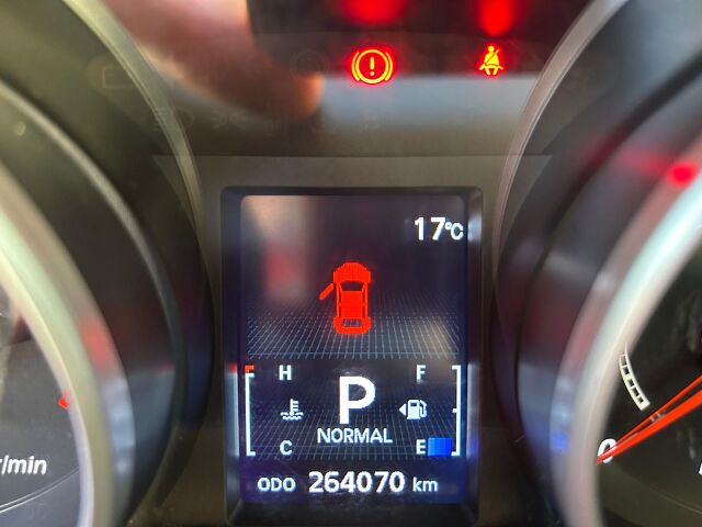 MITSUBISHI OUTLANDER 2.2 TDI AUTO 4X4 SPANISH LHD IN SPAIN 165000 MILES 7 SEATS 2010